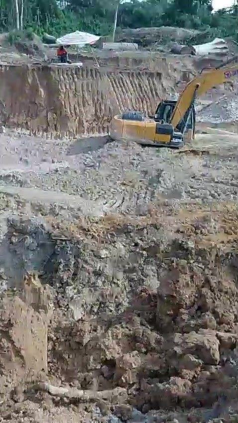 Chantier alluvionnaire · Liberia, équipe TMS